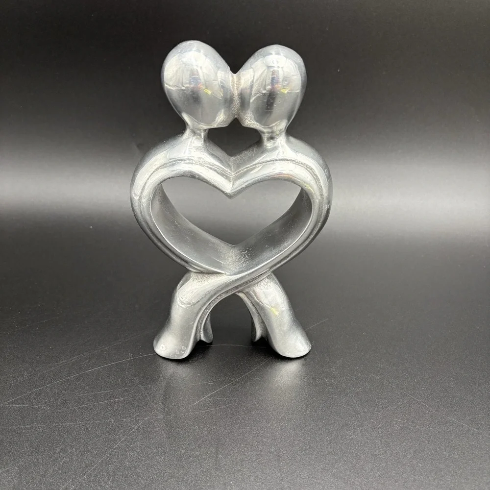 Just Paper Roses ~The Kiss~ Aluminum Figurine Valentines‎ 10th Anniversary